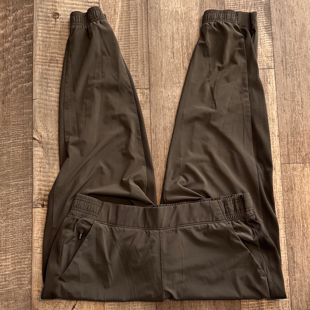 ATHLETA Joggers- size 14